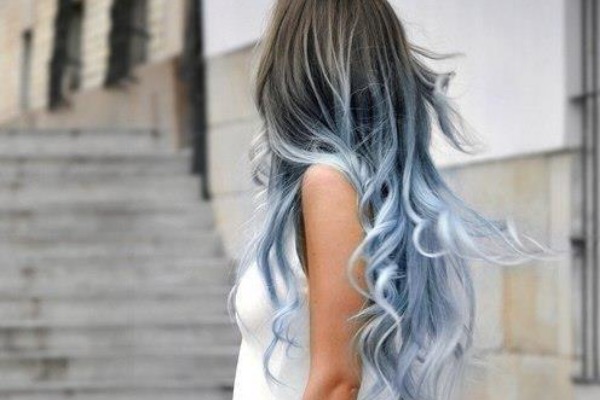 How to Get a Blue Tips Hair Color